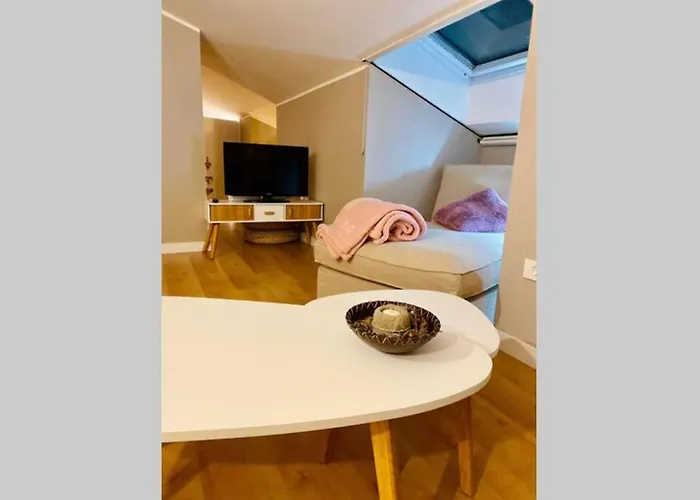 Mi Pequena Buhardilla *